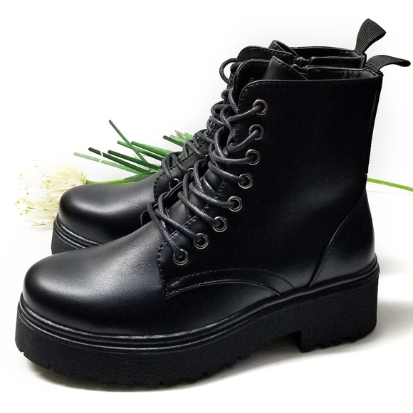 Black Combat & Moto Boots - Picture 1 of 4